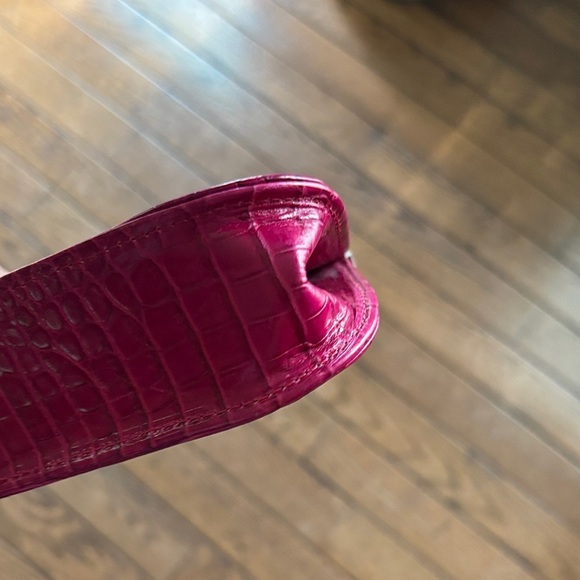 Elaine Turner Designs Hot Pink Croc-Embossed Frame Clutch - Picture 3 of 7